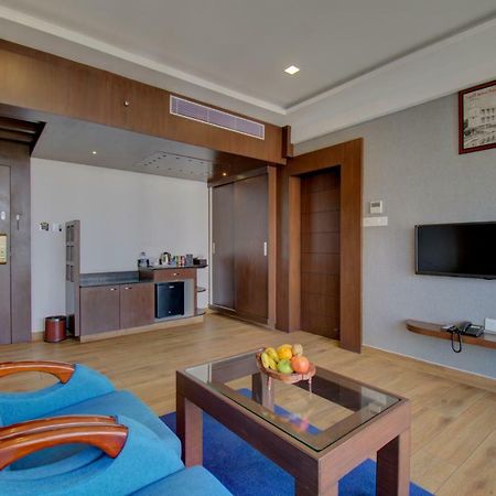 מייזור Silver Oak Hotel מראה חיצוני תמונה