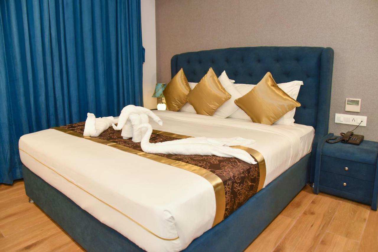 מייזור Silver Oak Hotel מראה חיצוני תמונה