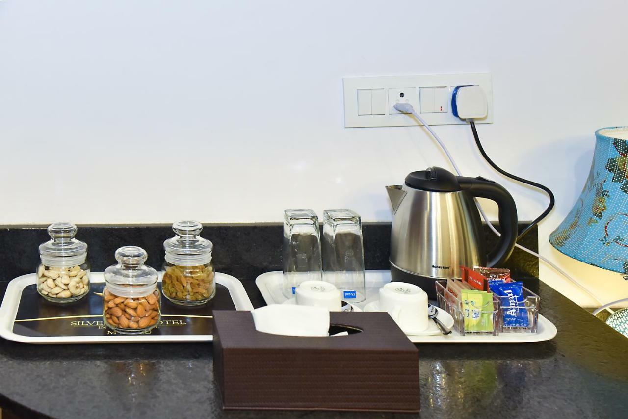 מייזור Silver Oak Hotel מראה חיצוני תמונה